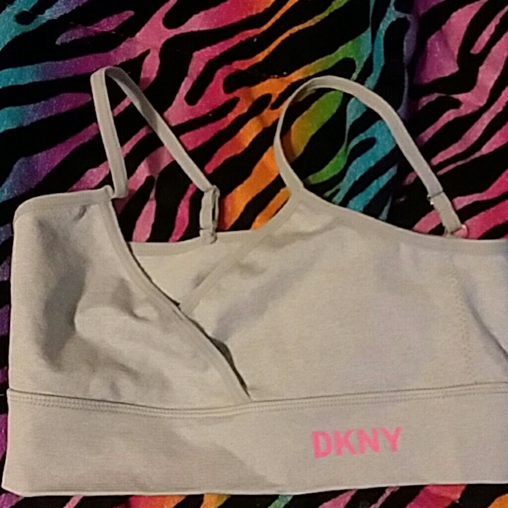 Sports bra